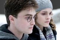 /album/senhor-pontas/emma-watson-and-daniel-radcliffe-harry-potter-and-the-half-blood-prince-movie-image-s-jpg/